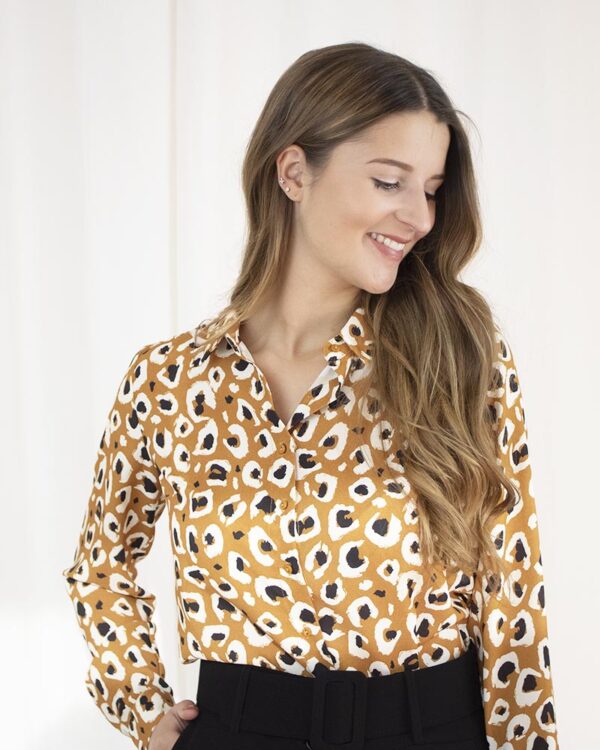 Leopard blouse cognac